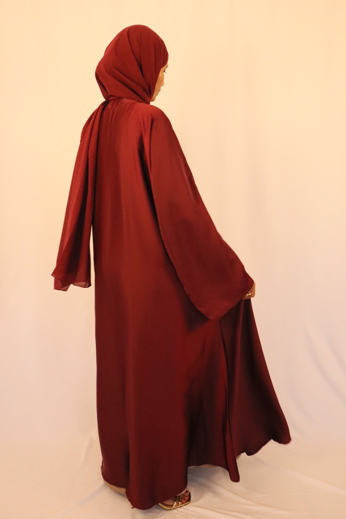 Luna Silk Abaya