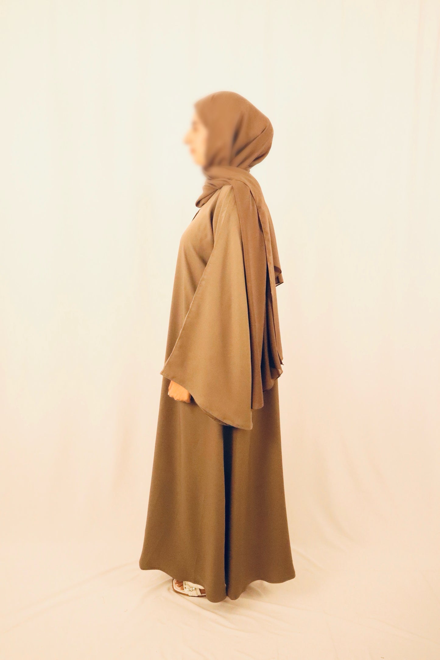 Luna Silk Abaya